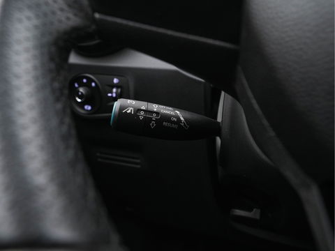 MG ZS EV Luxury 45 kWh { SOH-90%} (INCL-BTW) *PANO | LEATHER | CCS-FASTLOADER | KEYLESS | NAVI-FULLMAP | ADAPTIVE-CRUISE | CAMERA | CARPLAY | DAB | LANE-ASSIST | SPORT-SEATS | 17"ALU*