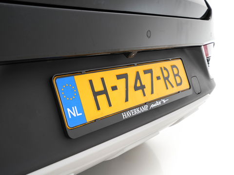 MG ZS EV Luxury 45 kWh { SOH-90%} (INCL-BTW) *PANO | LEATHER | CCS-FASTLOADER | KEYLESS | NAVI-FULLMAP | ADAPTIVE-CRUISE | CAMERA | CARPLAY | DAB | LANE-ASSIST | SPORT-SEATS | 17"ALU*