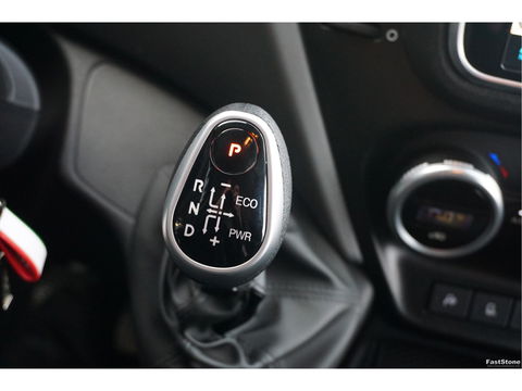 Iveco Daily 35S21 3.0 Hi-Matic L2H2 352L AUT BPM VRIJ!! Navi, Camera, Luchtvering, 3.5T Trekhaak, LED, LM!! NR.