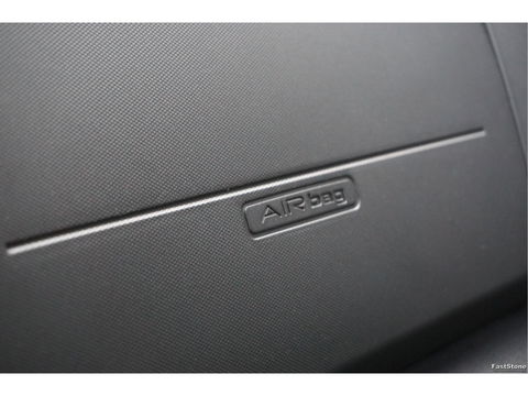 Iveco Daily 35S21 3.0 Hi-Matic L2H2 352L AUT BPM VRIJ!! Navi, Camera, Luchtvering, 3.5T Trekhaak, LED, LM!! NR.