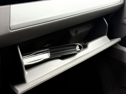 Volkswagen Transporter 2.0 TDI L2H1 30 DC Bulli 199PK | LEDER | LED | ADAPTIVE CRUISE