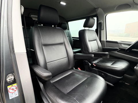 Volkswagen Transporter 2.0 TDI L2H1 30 DC Bulli 199PK | LEDER | LED | ADAPTIVE CRUISE
