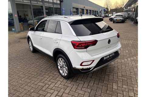 Volkswagen T-Roc 1.0 TSI LIFE EDITION AIRCO LMV PDC CARPLAY STOELVW ALCANTARA
