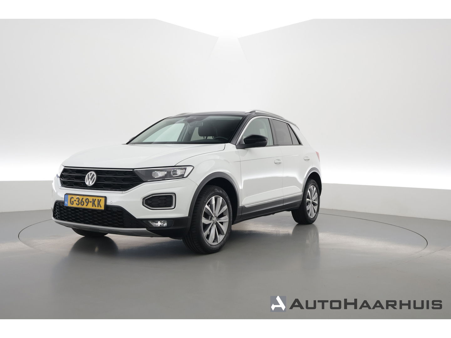 Volkswagen T-Roc 1.0 TSI Sport | Trekhaak | CarPlay | Adapt. Cruise | LED | Camera | Stoelverw. | PDC V+A | Navi