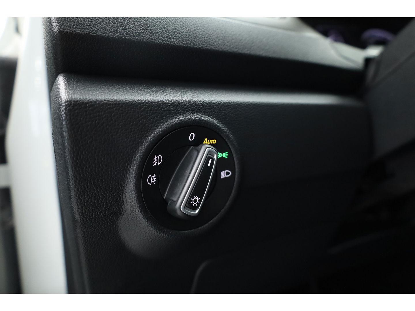 Volkswagen T-Roc 1.0 TSI Sport | Trekhaak | CarPlay | Adapt. Cruise | LED | Camera | Stoelverw. | PDC V+A | Navi