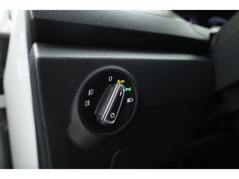 Volkswagen T-Roc 1.0 TSI Sport | Trekhaak | CarPlay | Adapt. Cruise | LED | Camera | Stoelverw. | PDC V+A | Navi