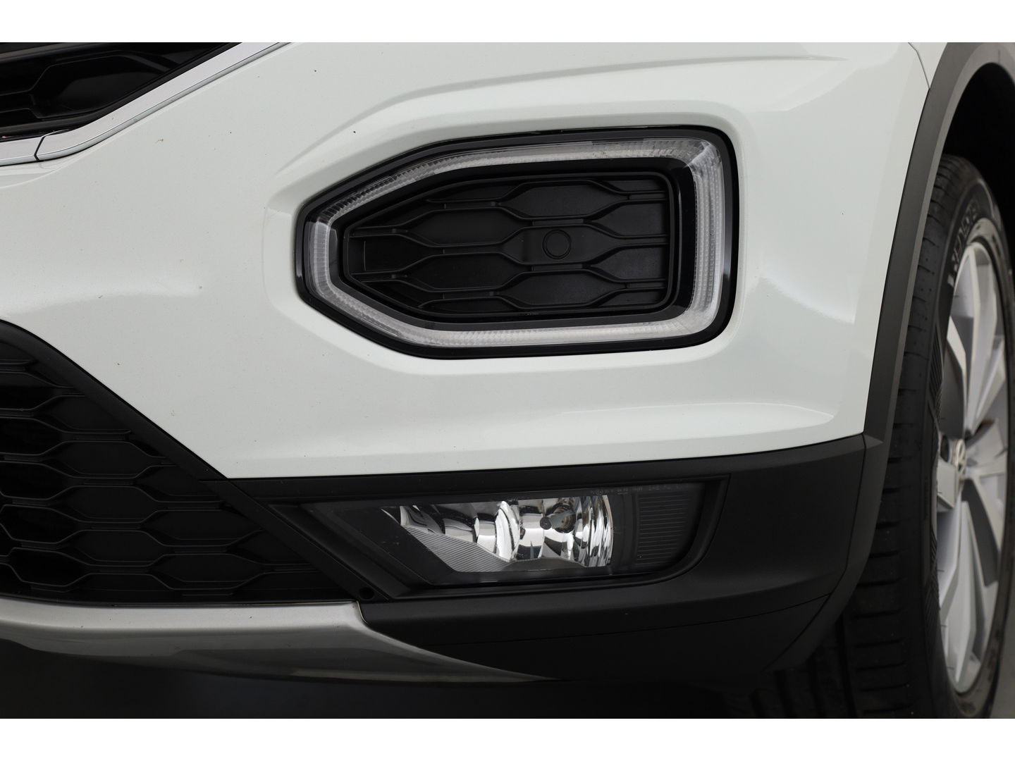 Volkswagen T-Roc 1.0 TSI Sport | Trekhaak | CarPlay | Adapt. Cruise | LED | Camera | Stoelverw. | PDC V+A | Navi