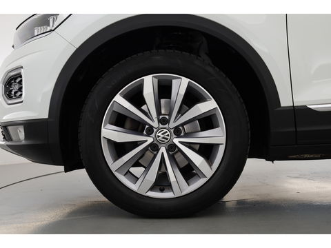 Volkswagen T-Roc 1.0 TSI Sport | Trekhaak | CarPlay | Adapt. Cruise | LED | Camera | Stoelverw. | PDC V+A | Navi