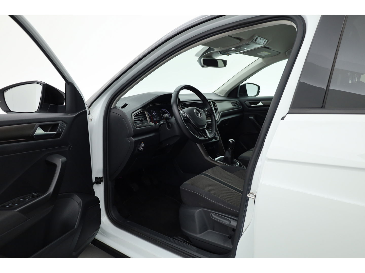 Volkswagen T-Roc 1.0 TSI Sport | Trekhaak | CarPlay | Adapt. Cruise | LED | Camera | Stoelverw. | PDC V+A | Navi