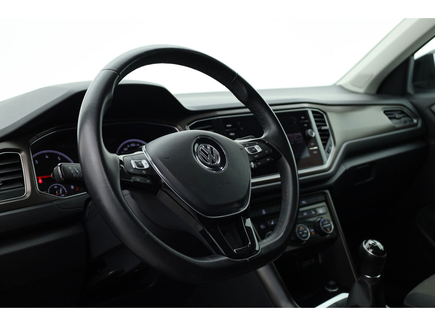 Volkswagen T-Roc 1.0 TSI Sport | Trekhaak | CarPlay | Adapt. Cruise | LED | Camera | Stoelverw. | PDC V+A | Navi