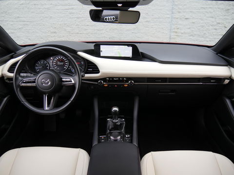 Mazda 3 2.0 150PK SPORTIVE/ LEER/ BOSE/ 18INCH/ NL-AUTO