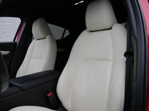 Mazda 3 2.0 150PK SPORTIVE/ LEER/ BOSE/ 18INCH/ NL-AUTO