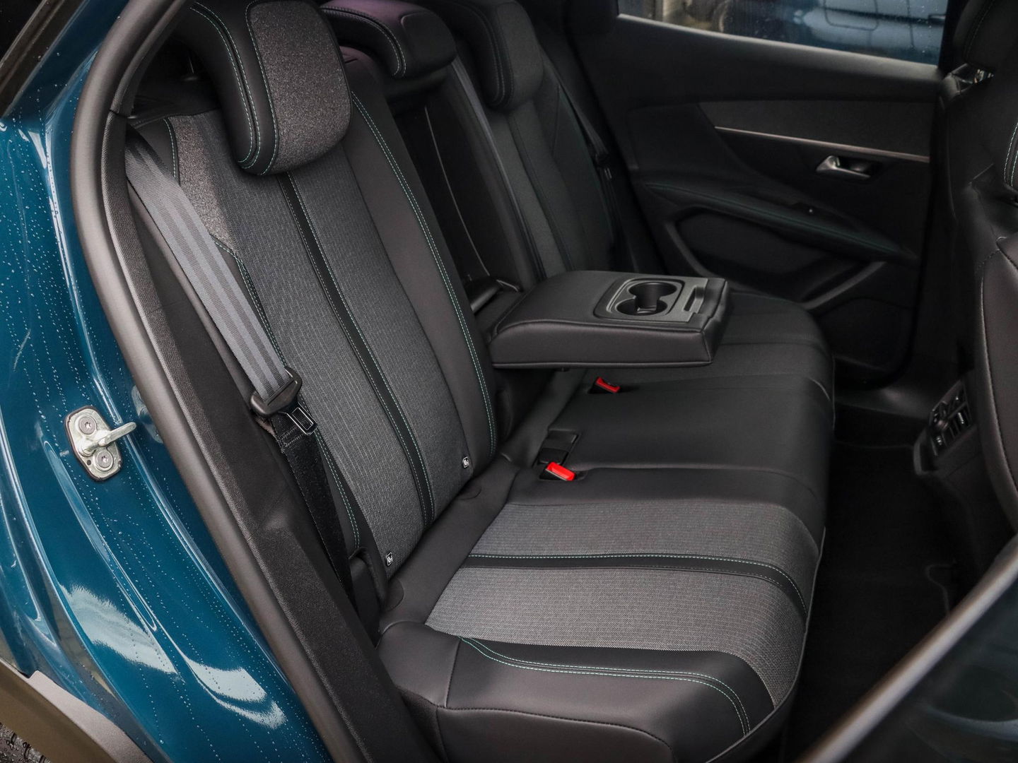 Peugeot 3008 1.2 PureTech Allure Pack Business