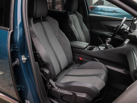 Peugeot 3008 1.2 PureTech Allure Pack Business