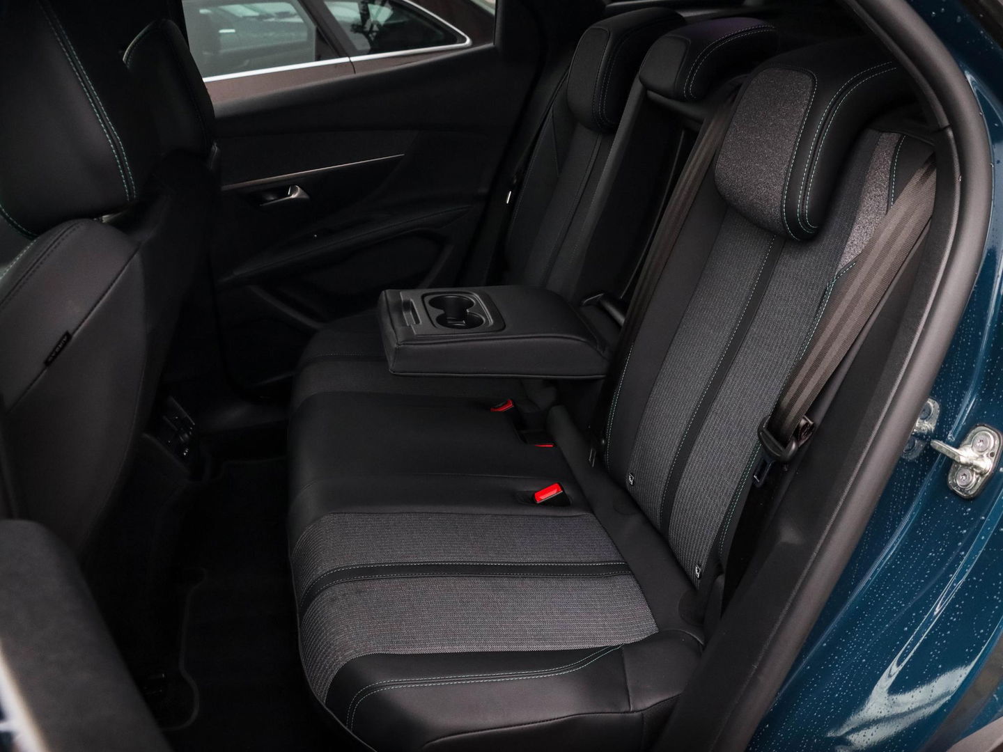 Peugeot 3008 1.2 PureTech Allure Pack Business