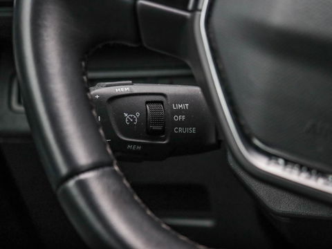 Peugeot 3008 1.2 PureTech Allure Pack Business