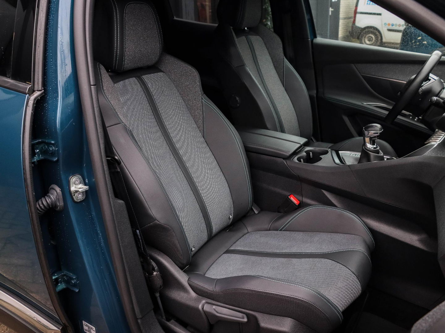 Peugeot 3008 1.2 PureTech Allure Pack Business