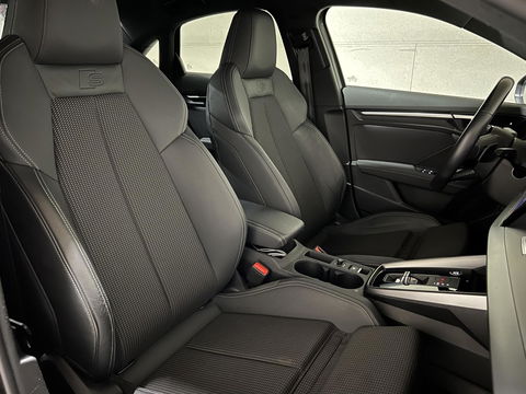 Audi A3 Limousine 35 TFSI S-Line Black Optic Virtual CarPlay