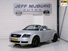 Audi TT Roadster 1.8 5V Turbo 180PK Bluetooth Leer Stoelverwarming Garantie 18"Velgen, zeer nette & goed onderhouden auto !