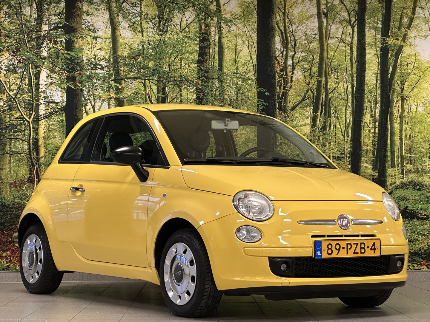 Fiat 500 1.2 Naked | Leuke Beginnersauto | Elektrische Ramen | Elektrische Spiegels | Centrale Deurvergrendeling | Radio / Cd | Getinte Ramen |