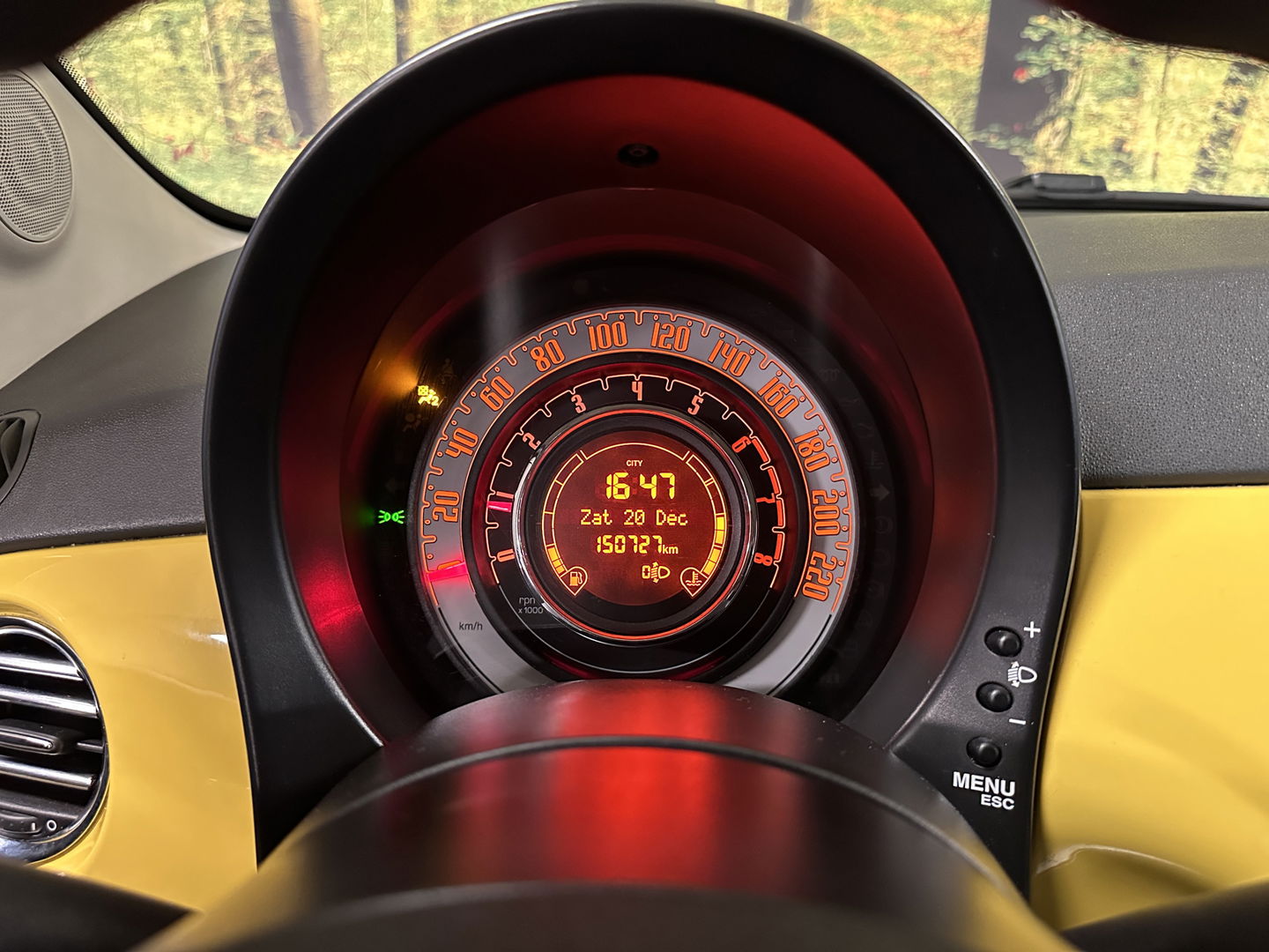 Fiat 500 1.2 Naked | Leuke Beginnersauto | Elektrische Ramen | Elektrische Spiegels | Centrale Deurvergrendeling | Radio / Cd | Getinte Ramen |