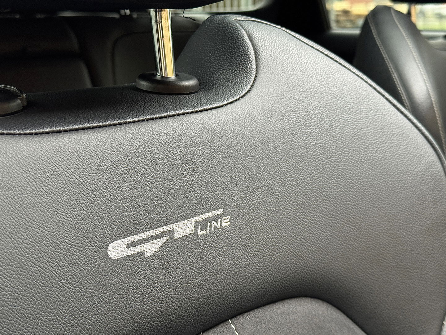 Kia Ceed Sportswagon 1.0 T-GDi GT-Line | Panoramadak | Stuurwielverwarming | Stoelverwarming | Camera | DAB | Apple Carplay | Android Auto | Lane Assist | Keyless Go | Keyless Entry |