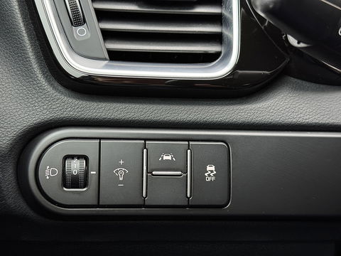 Kia Ceed Sportswagon 1.0 T-GDi GT-Line | Panoramadak | Stuurwielverwarming | Stoelverwarming | Camera | DAB | Apple Carplay | Android Auto | Lane Assist | Keyless Go | Keyless Entry |