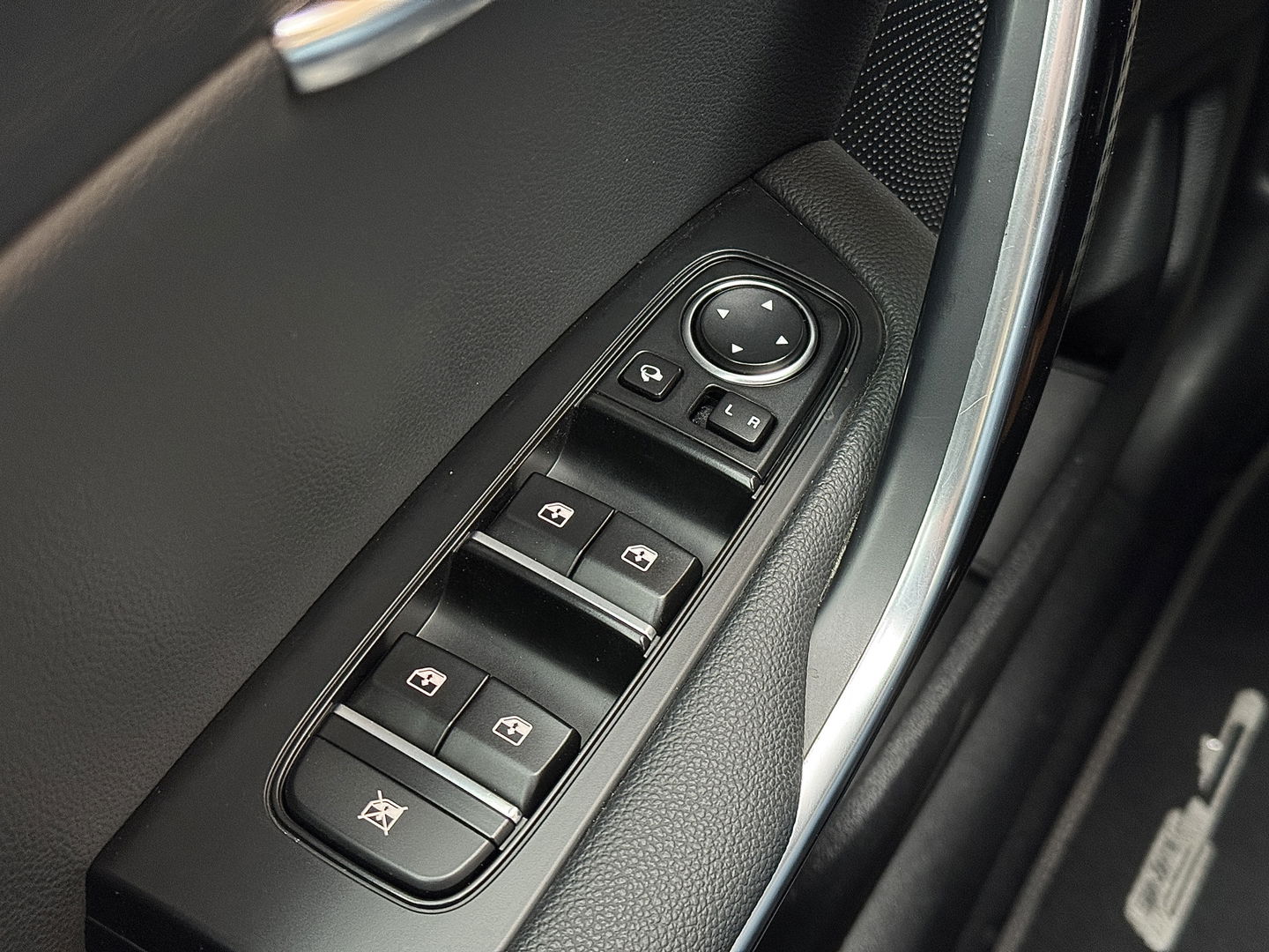 Kia Ceed Sportswagon 1.0 T-GDi GT-Line | Panoramadak | Stuurwielverwarming | Stoelverwarming | Camera | DAB | Apple Carplay | Android Auto | Lane Assist | Keyless Go | Keyless Entry |