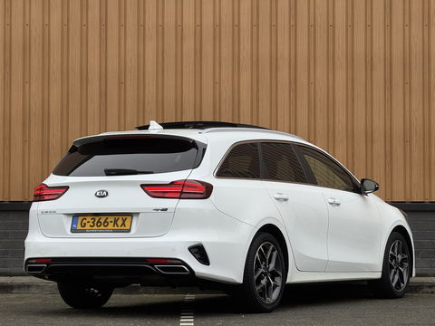 Kia Ceed Sportswagon 1.0 T-GDi GT-Line | Panoramadak | Stuurwielverwarming | Stoelverwarming | Camera | DAB | Apple Carplay | Android Auto | Lane Assist | Keyless Go | Keyless Entry |