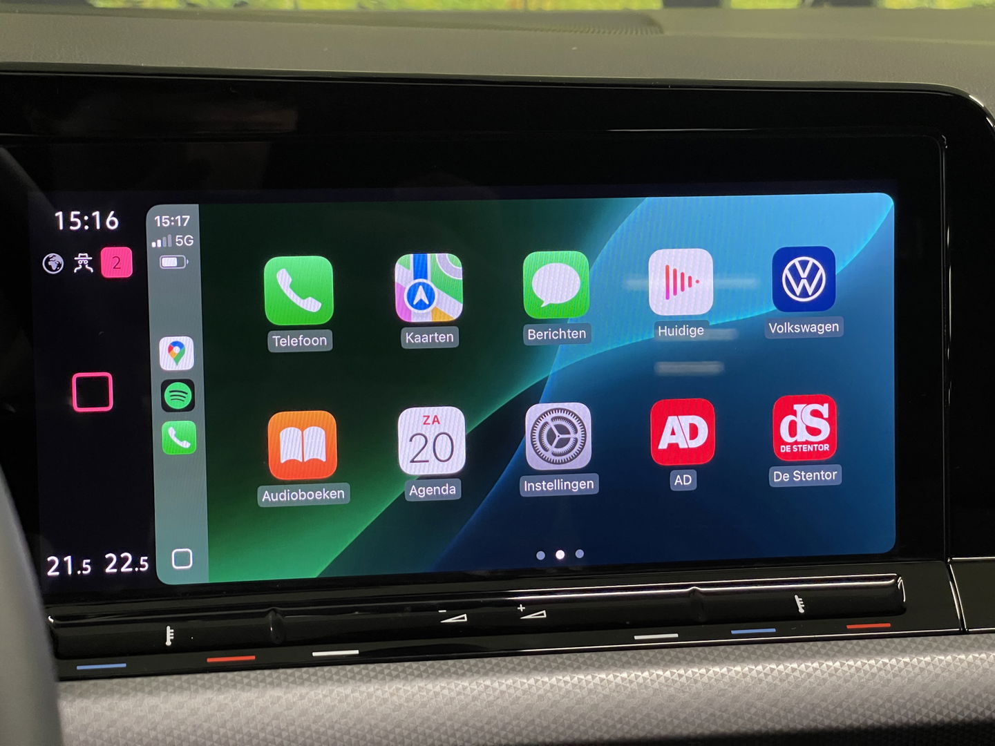 Volkswagen Golf 1.5 eTSI Life Business | Panoramadak | Apple Carplay | Head-Up-Display | Sfeerverlichting | Stop&GO | DAB+ |
