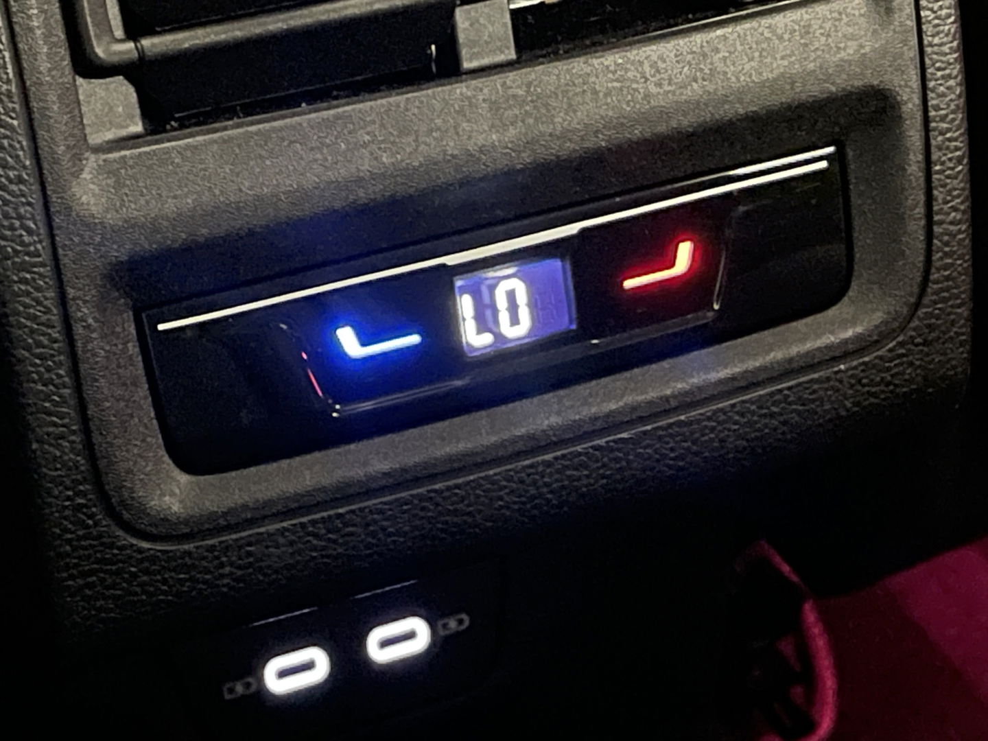 Volkswagen Golf 1.5 eTSI Life Business | Panoramadak | Apple Carplay | Head-Up-Display | Sfeerverlichting | Stop&GO | DAB+ |