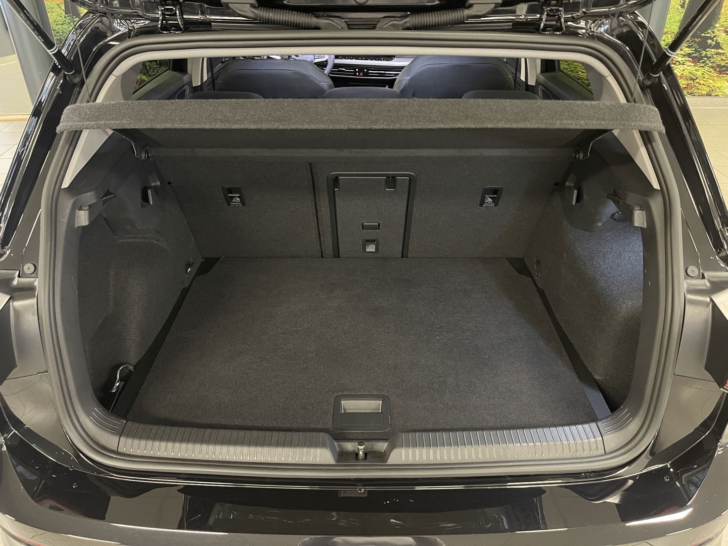 Volkswagen Golf 1.5 eTSI Life Business | Panoramadak | Apple Carplay | Head-Up-Display | Sfeerverlichting | Stop&GO | DAB+ |