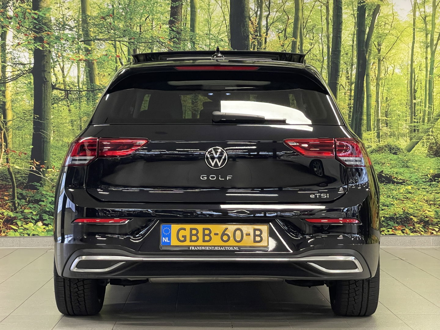 Volkswagen Golf 1.5 eTSI Life Business | Panoramadak | Apple Carplay | Head-Up-Display | Sfeerverlichting | Stop&GO | DAB+ |