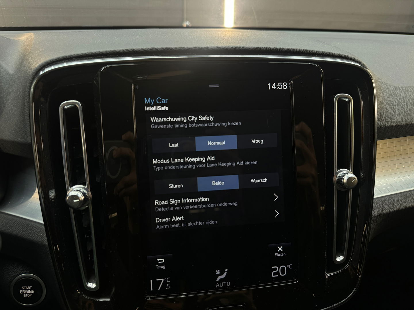 Volvo XC40 1.5 T2 Business Pro Trekhaak|ACC|Camera|Keyless