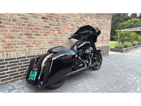 Harley Davidson 103 FLHX Street Glide Streetglide CVO Blackout