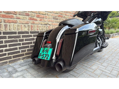 Harley Davidson 103 FLHX Street Glide Streetglide CVO Blackout