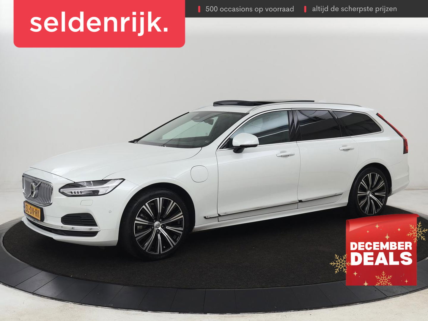 Volvo V90 2.0 T6 AWD Inscription Plug In | Panoramadak | Leder | Stoel & stuurverwarming | Trekhaak | Camera | Adaptive cruise | Carplay | Achterbankverwarming | 19'' | Harman/Kardon | PHEV