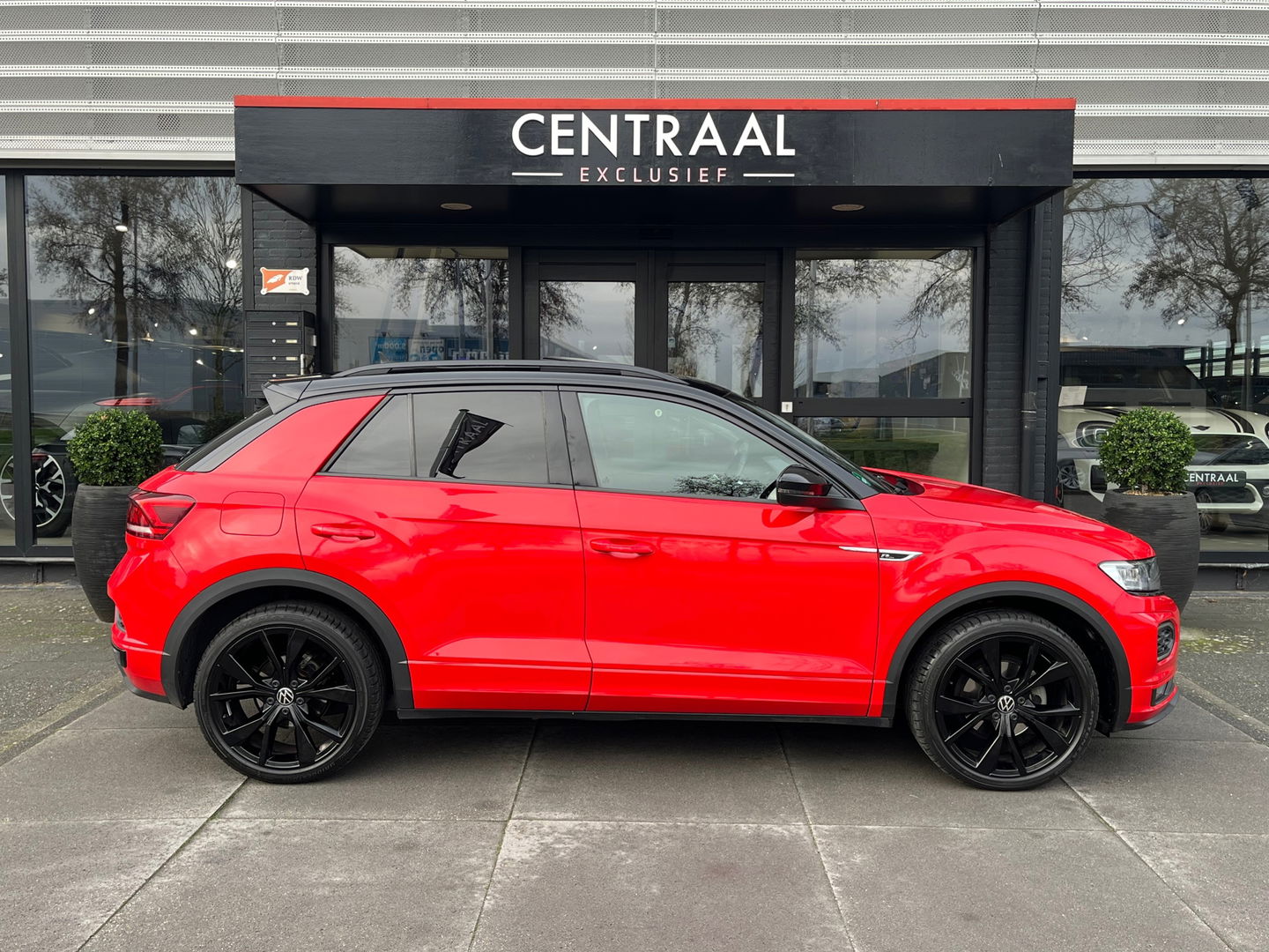 Volkswagen T-Roc 1.5 TSI R-Line|Pano|ACC|Pdc|Keyless|Carplay|Virtual Cockpit|NL-Auto|150PK