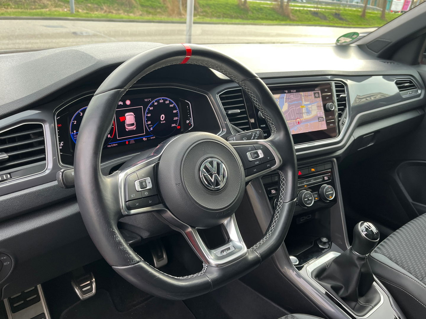 Volkswagen T-Roc 1.5 TSI R-Line|Pano|ACC|Pdc|Keyless|Carplay|Virtual Cockpit|NL-Auto|150PK