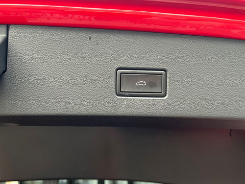 Volkswagen T-Roc 1.5 TSI R-Line|Pano|ACC|Pdc|Keyless|Carplay|Virtual Cockpit|NL-Auto|150PK