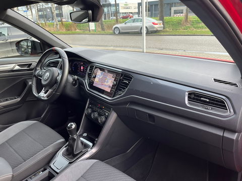 Volkswagen T-Roc 1.5 TSI R-Line|Pano|ACC|Pdc|Keyless|Carplay|Virtual Cockpit|NL-Auto|150PK