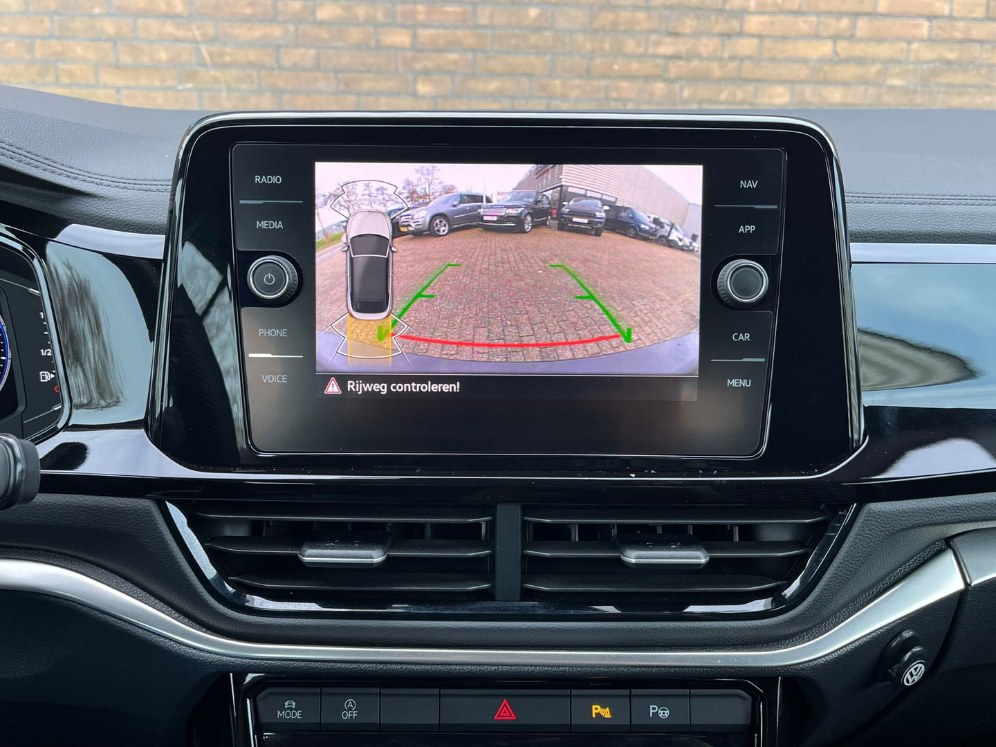 Volkswagen T-Roc Cabrio 1.5 TSI R-Line|Beats|IQ Light|Camera|Carplay|ACC|Keyless|Leder|150PK