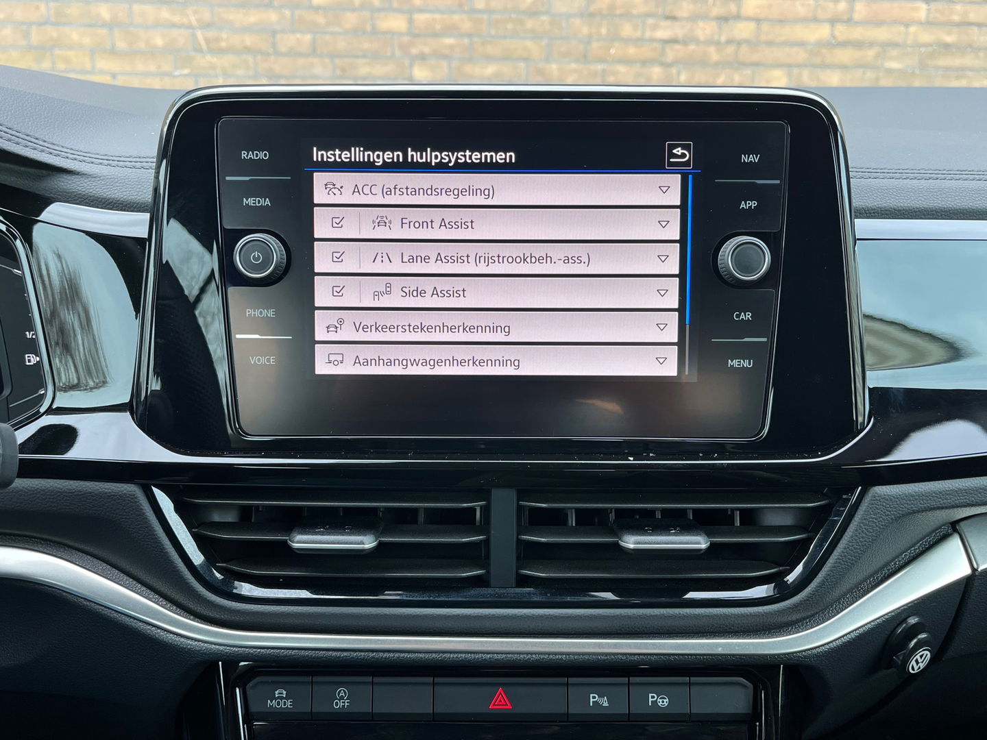 Volkswagen T-Roc Cabrio 1.5 TSI R-Line|Beats|IQ Light|Camera|Carplay|ACC|Keyless|Leder|150PK