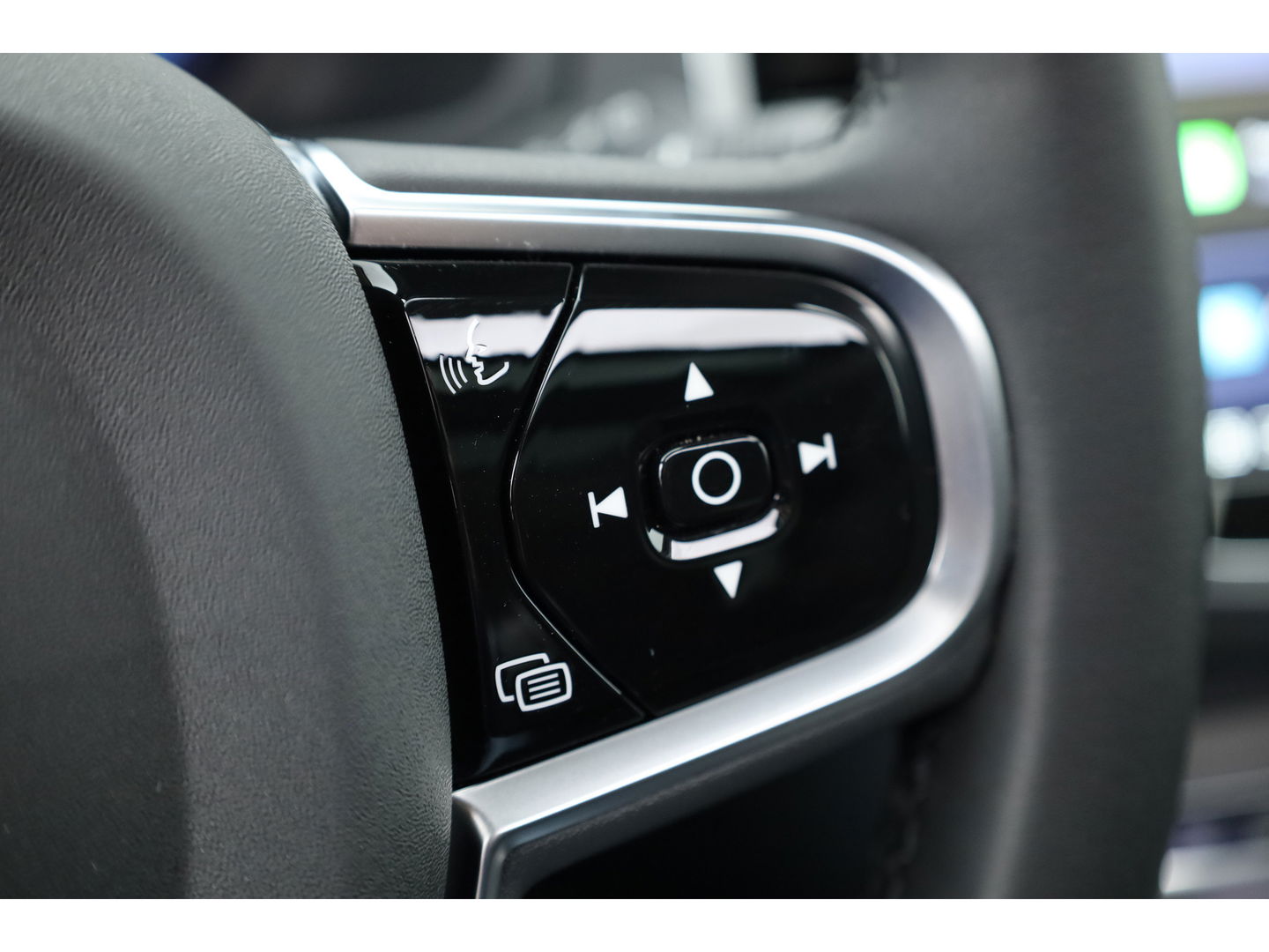 Volvo XC90 T8 Recharge Ultimate Dark | Pano | HUD | B&W | Stoelventi. | 360cam | Massage | Memory seats | 21''