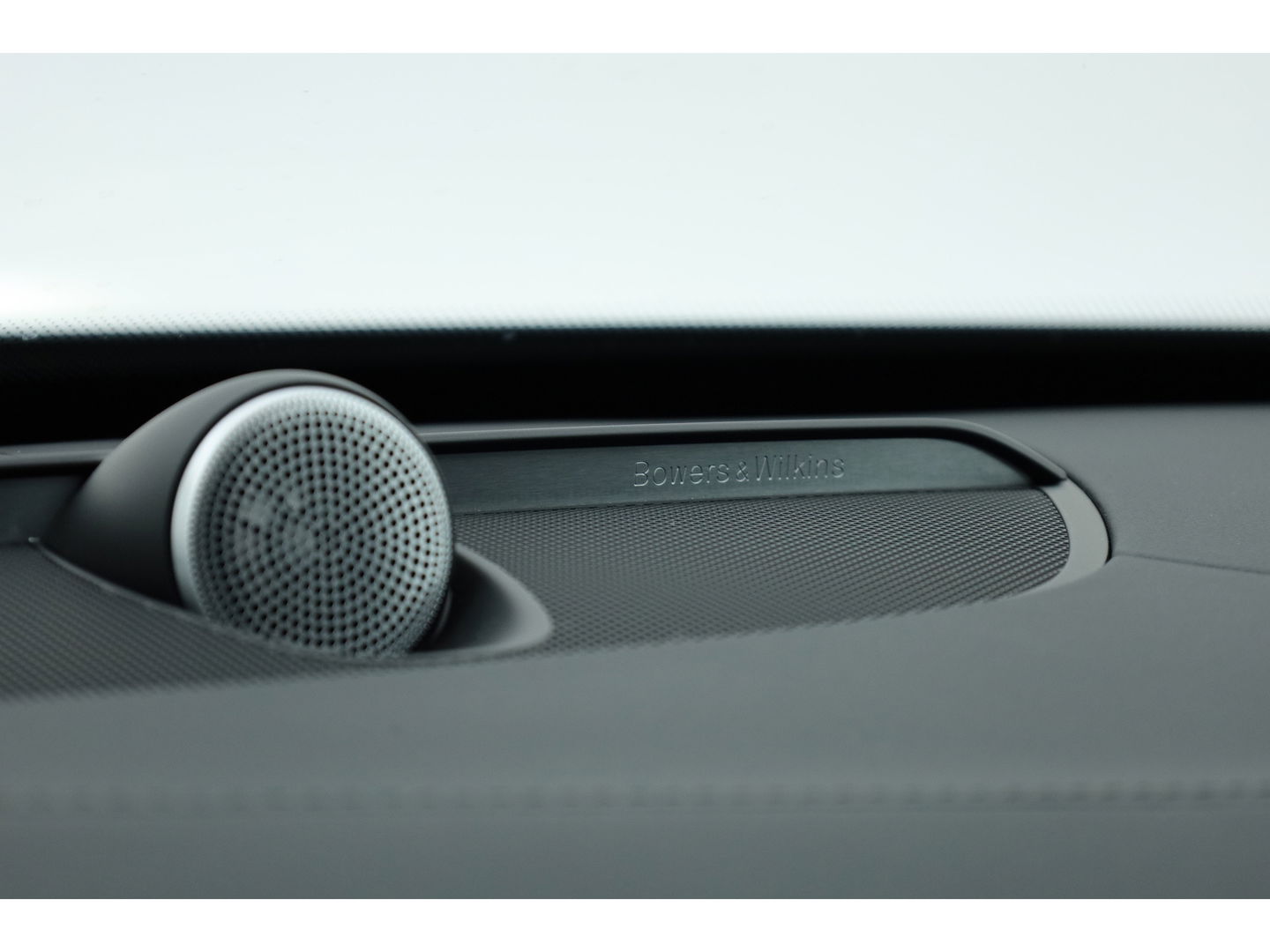 Volvo XC90 T8 Recharge Ultimate Dark | Pano | HUD | B&W | Stoelventi. | 360cam | Massage | Memory seats | 21''