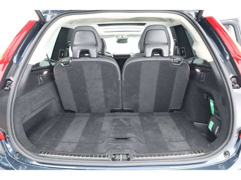 Volvo XC90 T8 Recharge Ultimate Dark | Pano | HUD | B&W | Stoelventi. | 360cam | Massage | Memory seats | 21''