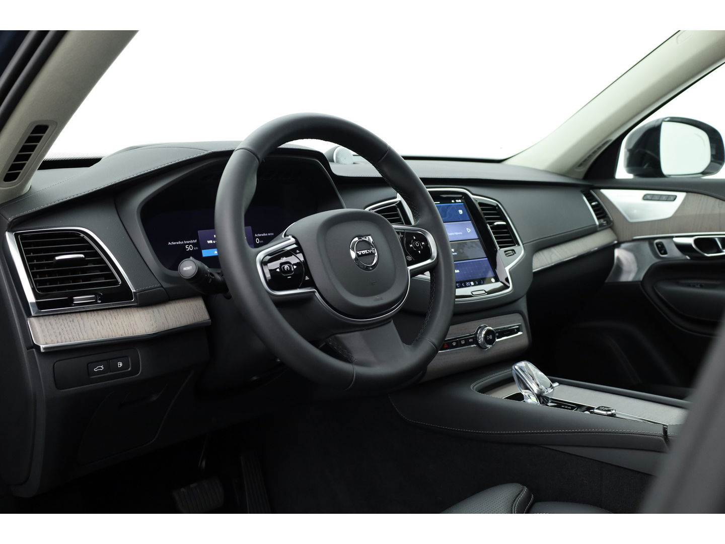 Volvo XC90 T8 Recharge Ultimate Dark | Pano | HUD | B&W | Stoelventi. | 360cam | Massage | Memory seats | 21''