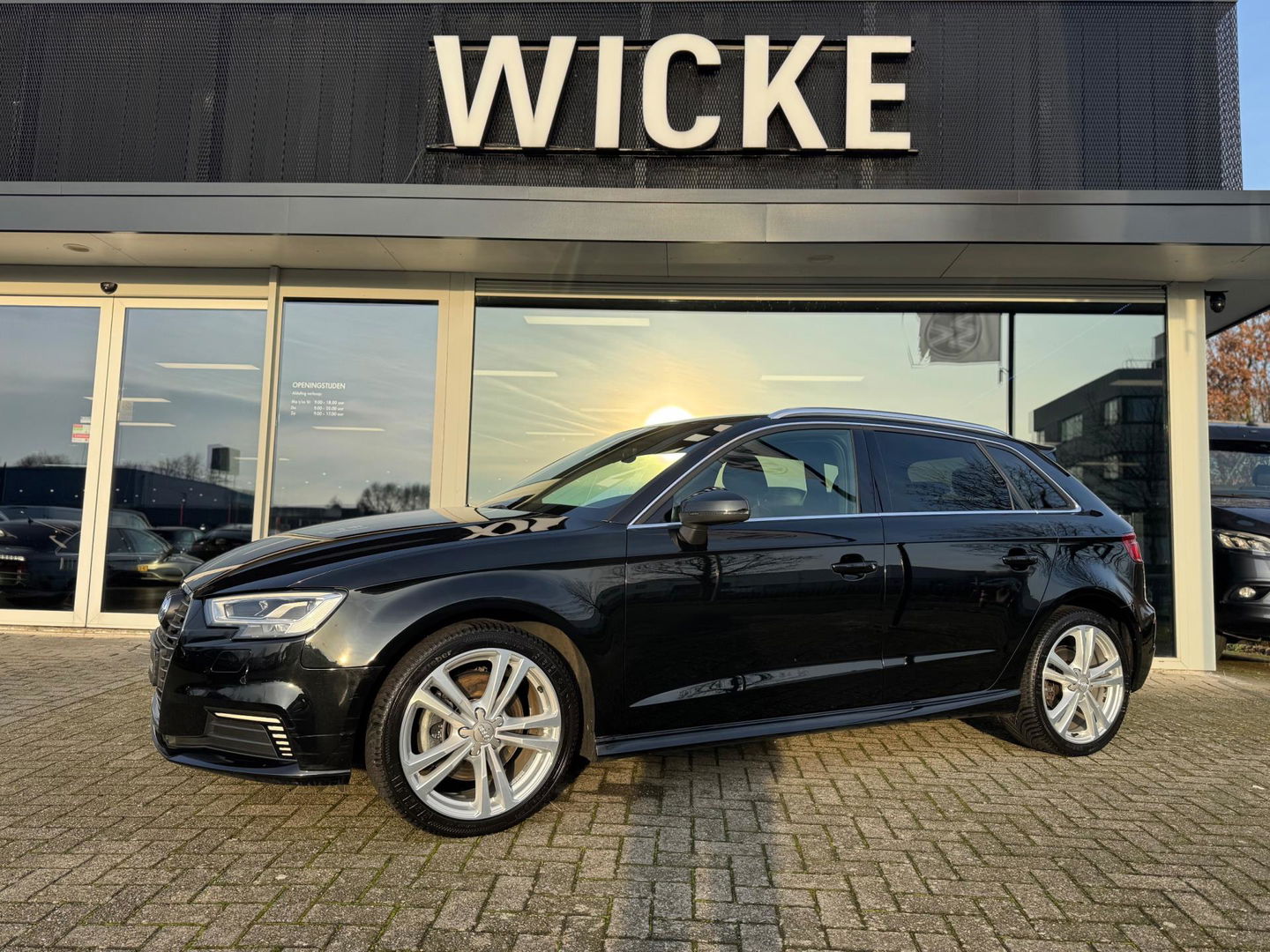 Audi A3 Sportback 40 e-tron S Line Virtual B&O Keyless Led Leder