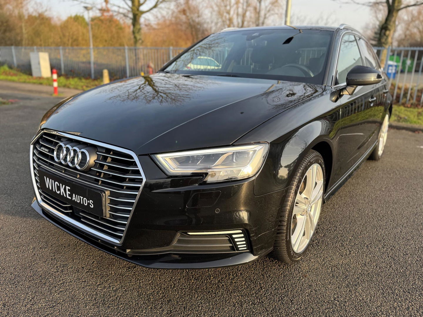 Audi A3 Sportback 40 e-tron S Line Virtual B&O Keyless Led Leder