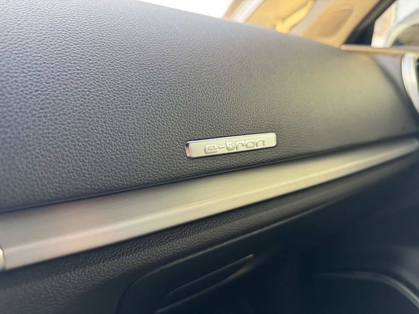 Audi A3 Sportback 40 e-tron S Line Virtual B&O Keyless Led Leder